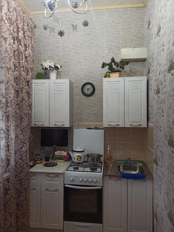 Для тех кто любит тишину и покой
Продается 2-комнатная квартира с раздельными ходами в тихом спально - Новотроицк