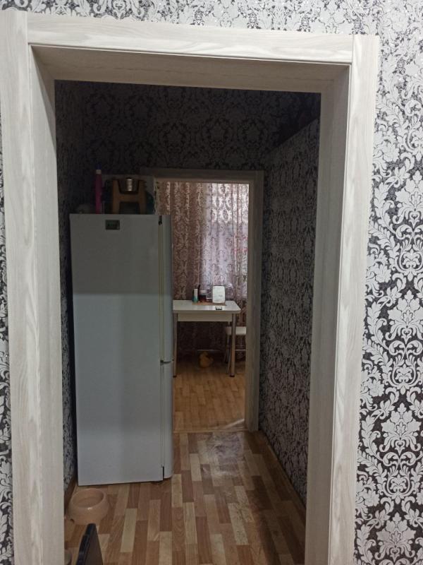 Для тех кто любит тишину и покой
Продается 2-комнатная квартира с раздельными ходами в тихом спально - Новотроицк