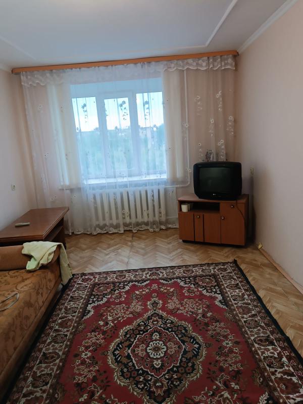 Продается 1 комн. - Гай