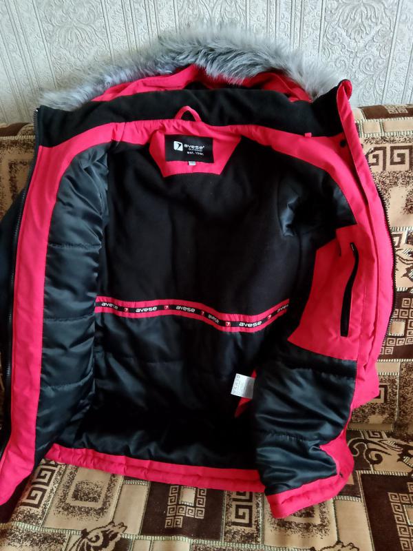 Продам куртку зимнюю на девочку 9 - 10 лет. - Новотроицк