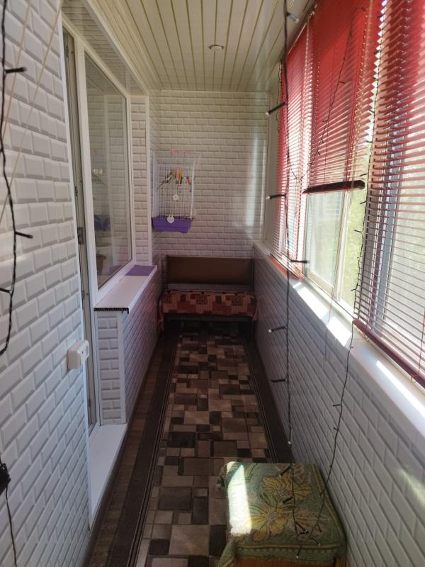 Продается трехкомнатная квартира в г. - Новотроицк