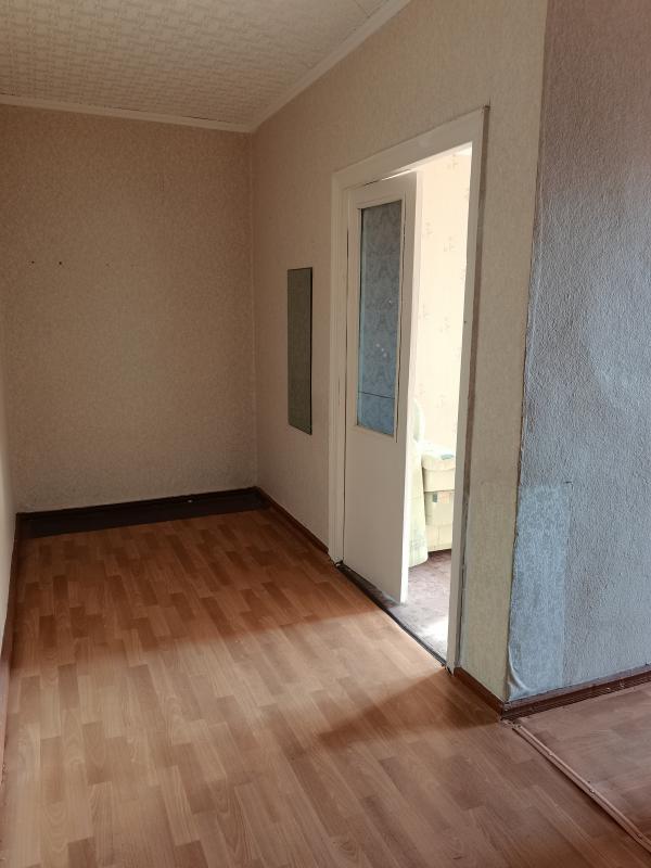 Продается 1-комнатная квартира в отличном районе, кирпичный дом, высокая звукоизоляция, солнечная ст - Новотроицк