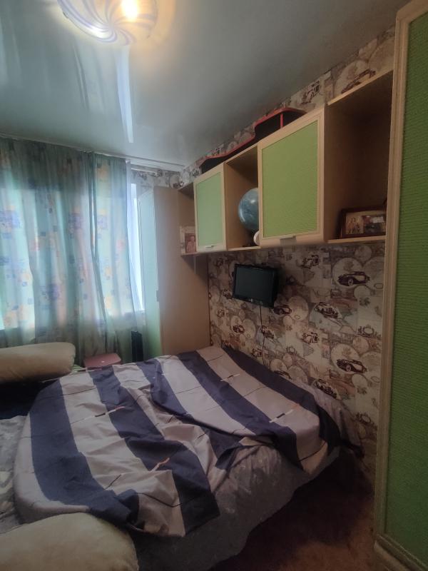 Продаётся просторная четырехкомнатная квартира (45-ка) площадью 61 квадратный метр на пятом этаже пя - Новотроицк