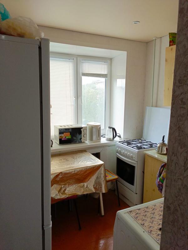 Сдам квартиру порядочным людям на длительный срок, в квартире есть диван, холодильник, плита, (возмо - Гай