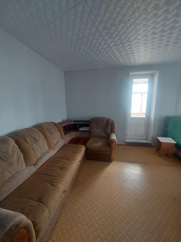 Продается 2-комнатная квартира с раздельными ходами по адресу: г. - Новотроицк