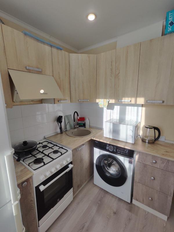 ПРОДАЕТСЯ 2Х-КОМНАТНАЯ В ЦЕНТРЕ Г. - Новотроицк