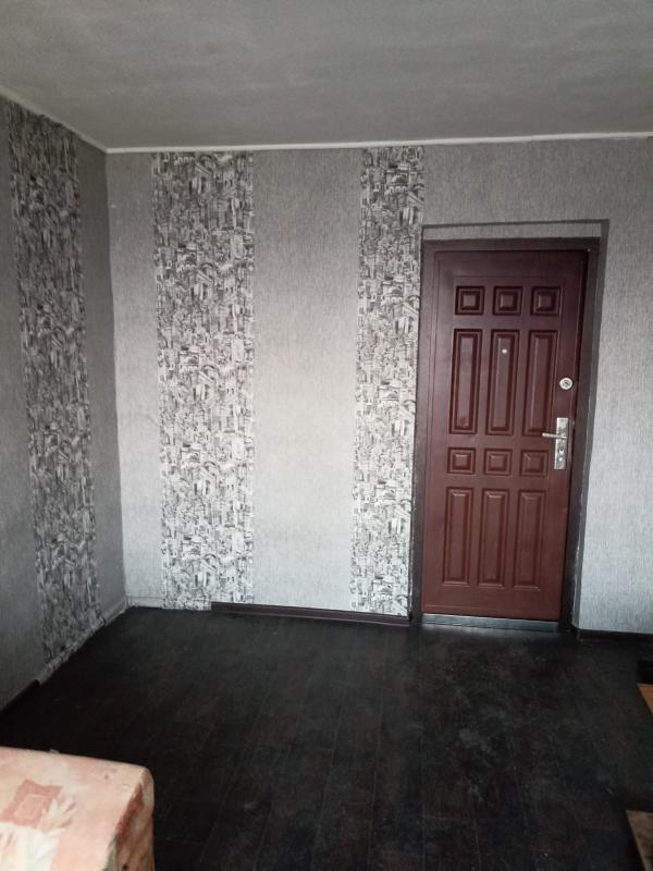 Продам аккуратное помещение в квартире коммунального заселения 10 м. - Новотроицк