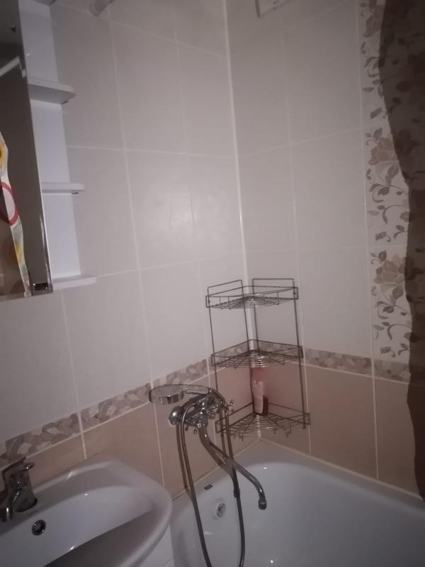 Продам однокомнатную улучшенный планировки с хорошим ремонтом. - Новотроицк