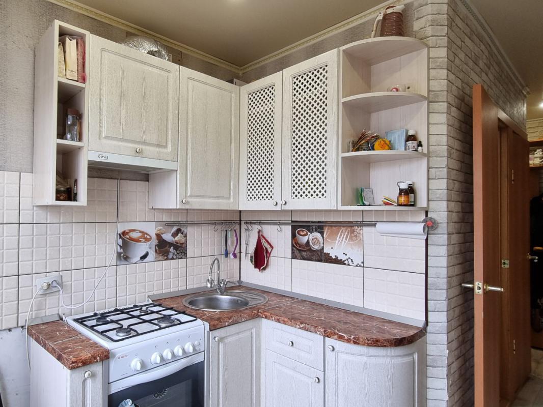 Сдаётся 2-х комнатная квартира на долгий срок! 3 этаж в пятиэтажке,Трамвайчик! - Новотроицк