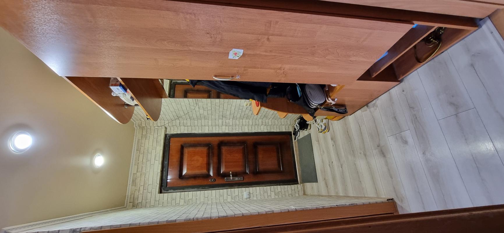 Сдаётся 2-х комнатная квартира на долгий срок! 3 этаж в пятиэтажке,Трамвайчик! - Новотроицк