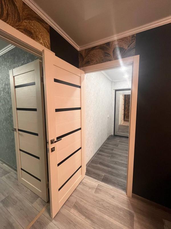 Продам 2- комнатную квартиру  на втором этаже. - Новотроицк