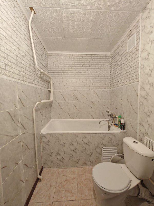 Продается 3-комнатная квартира на ул. - Новотроицк