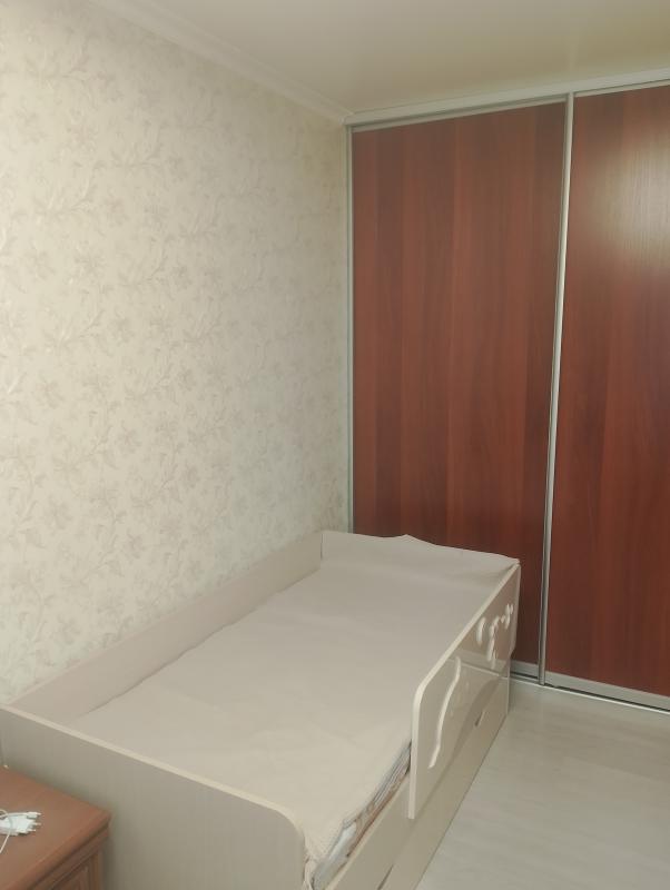 Продам двухкомнатную квартиру расположенную на 2 этаже. - Гай