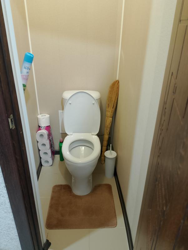 Продам двухкомнатную квартиру расположенную на 2 этаже. - Гай