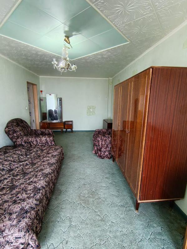 Продается однокомнатная квартира в центе города по адресу Советская 70, расположена на восьмом этаже - Новотроицк