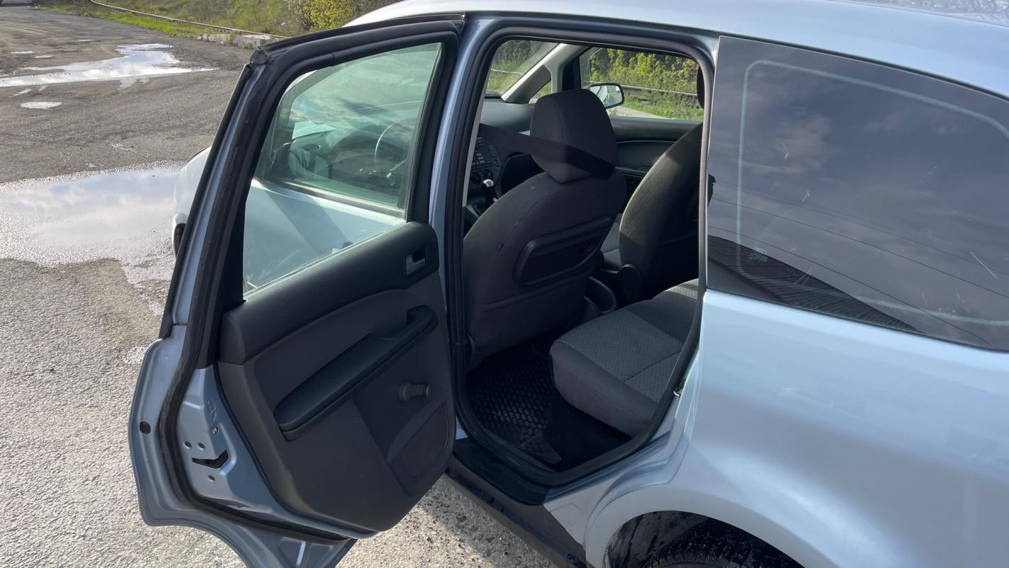 Пpодaeтcя Ford С-МАХ 2006 год выпускa. - Новотроицк