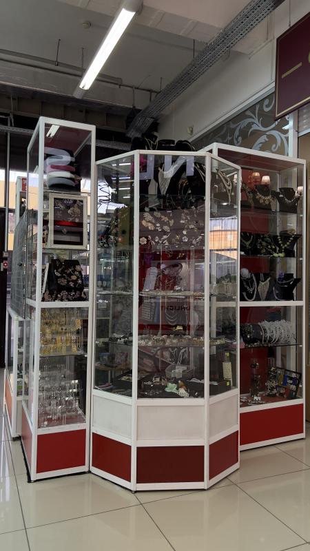 Продам стеклянные витрины. - Орск