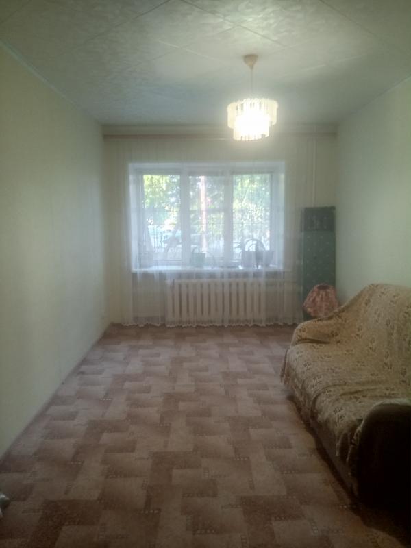 2-х комнатная квартира, окна пластик, санузел раздельный с ремонтом, межкомнатные двери заменены, кв - Новотроицк