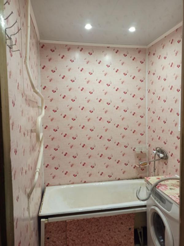 Продаётся  светлая и уютная однокомнатная квартира студия, г. - Новотроицк