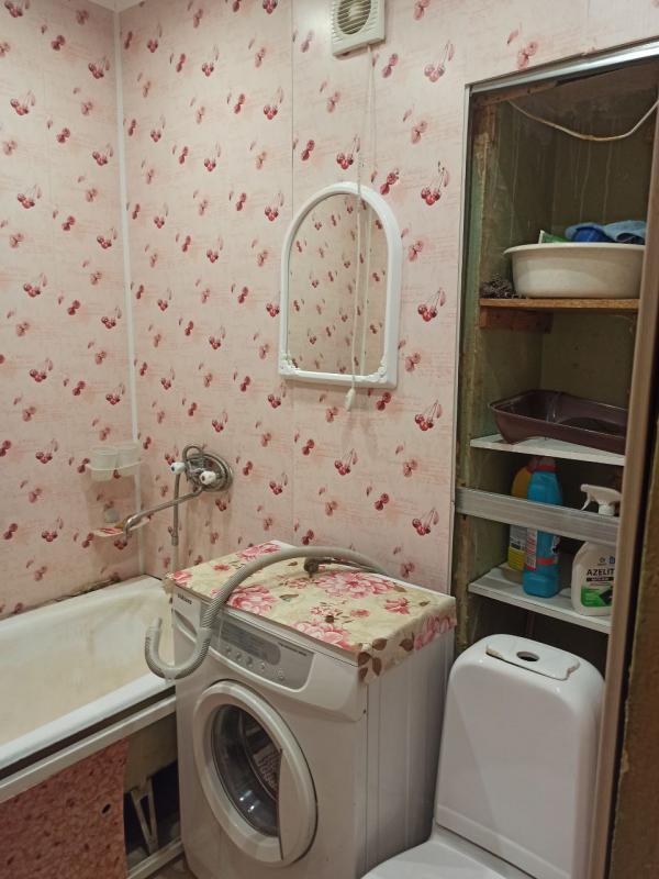 Продаётся  светлая и уютная однокомнатная квартира студия, г. - Новотроицк