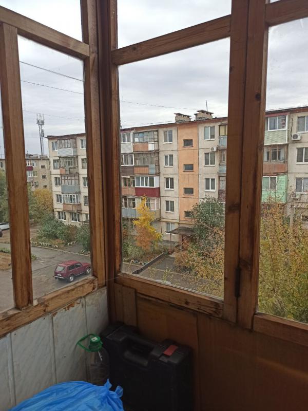 Продаётся двухкомнатная квартира  в тихом районе, г. - Новотроицк