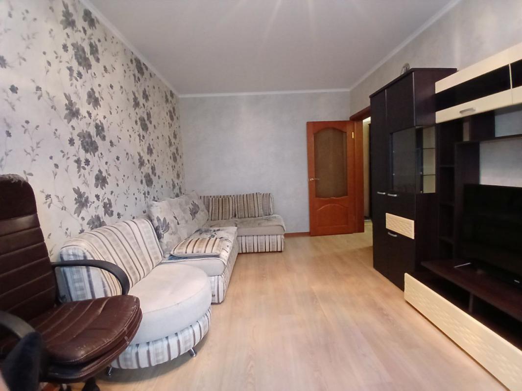 Срочная продажа! 3-х комнатная квартира  улучшенной планировки с мебелью и техникой! - Новотроицк
