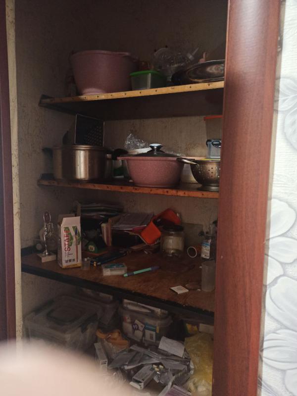 Продаётся отличная трёхкомнатная квартира  на привлекательном этаже , с развитой инфраструктурой рай - Новотроицк