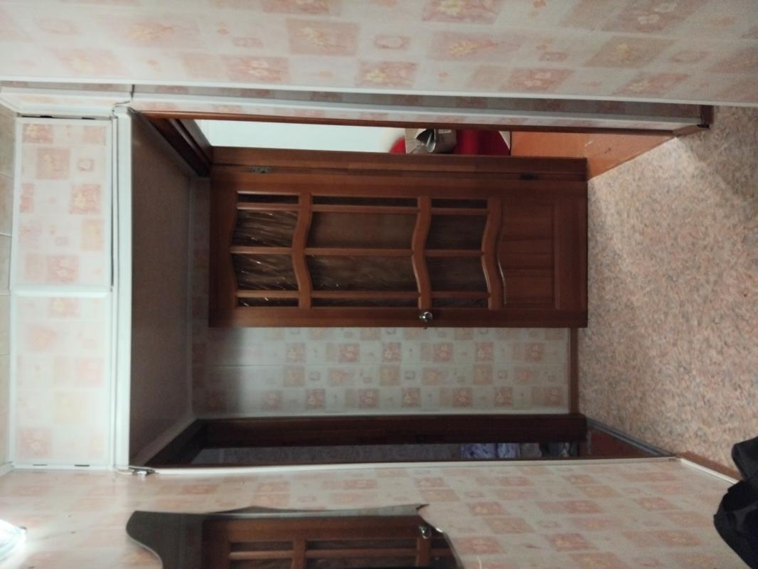 Продаётся  двухкомнатная квартира

🌿Светлая и теплая квартира, расположенная в спокойном районе горо - Новотроицк