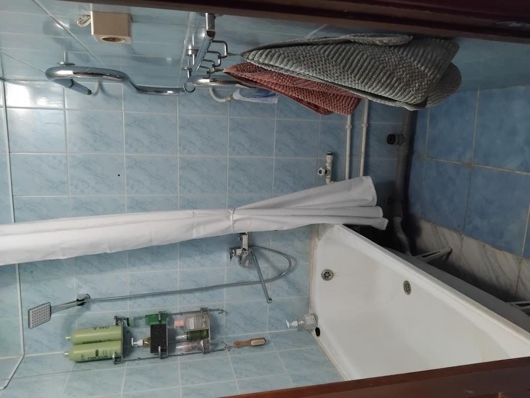 Продаётся  двухкомнатная квартира

🌿Светлая и теплая квартира, расположенная в спокойном районе горо - Новотроицк