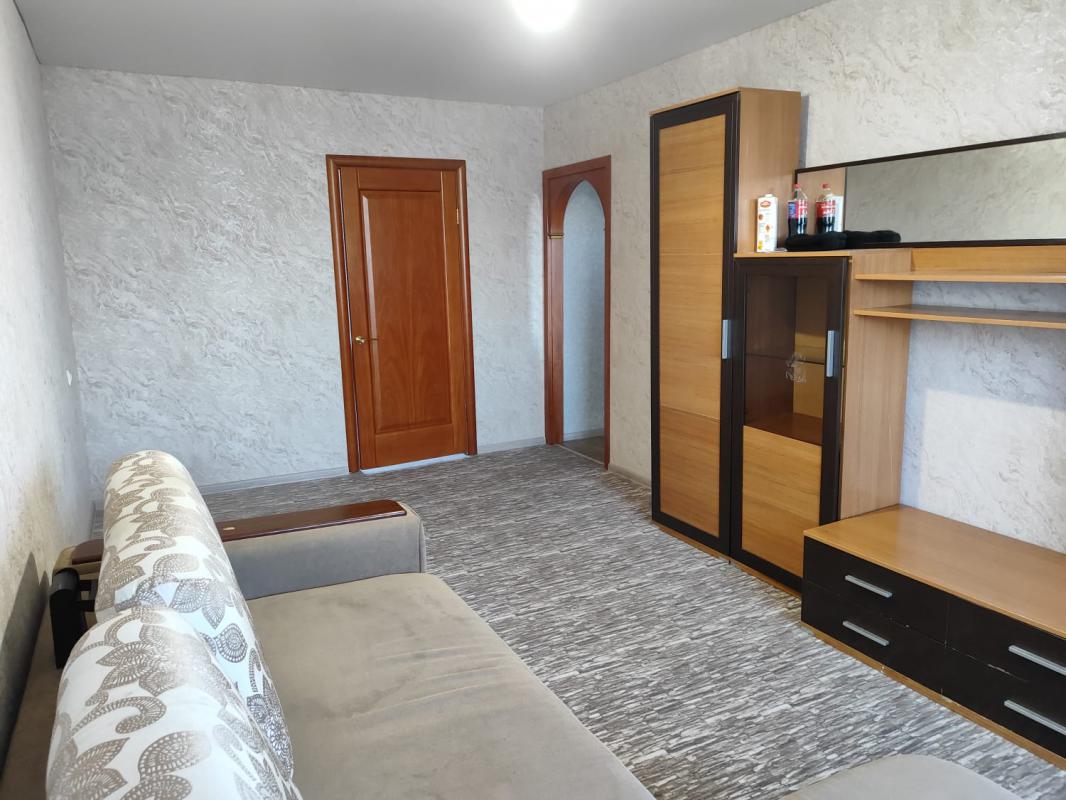 Сдам 2-ю квартиру, с косметическим ремонтом,17тр. - Новотроицк