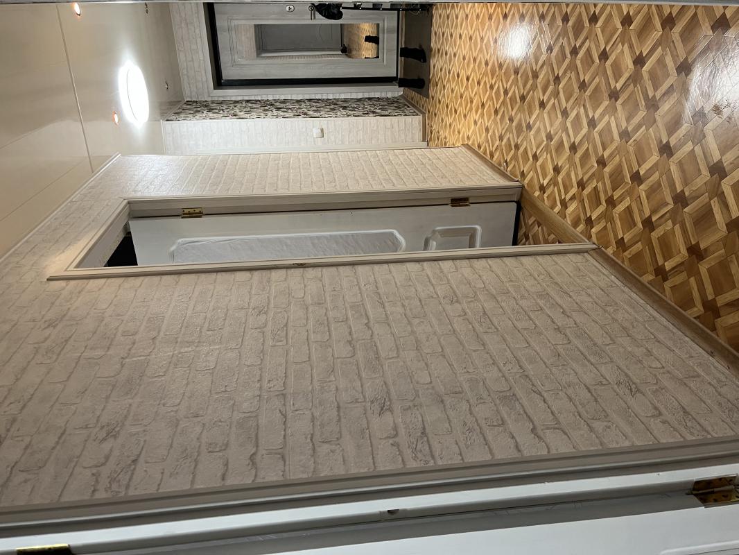 Сдам 3х комнатную квартиру на длительный срок. - Новотроицк