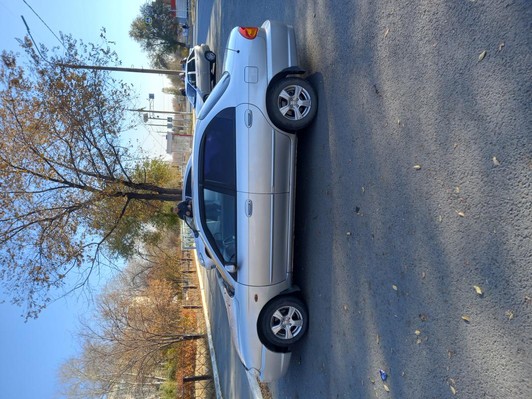 Продам 370000, резина зима+ лето. - Новотроицк