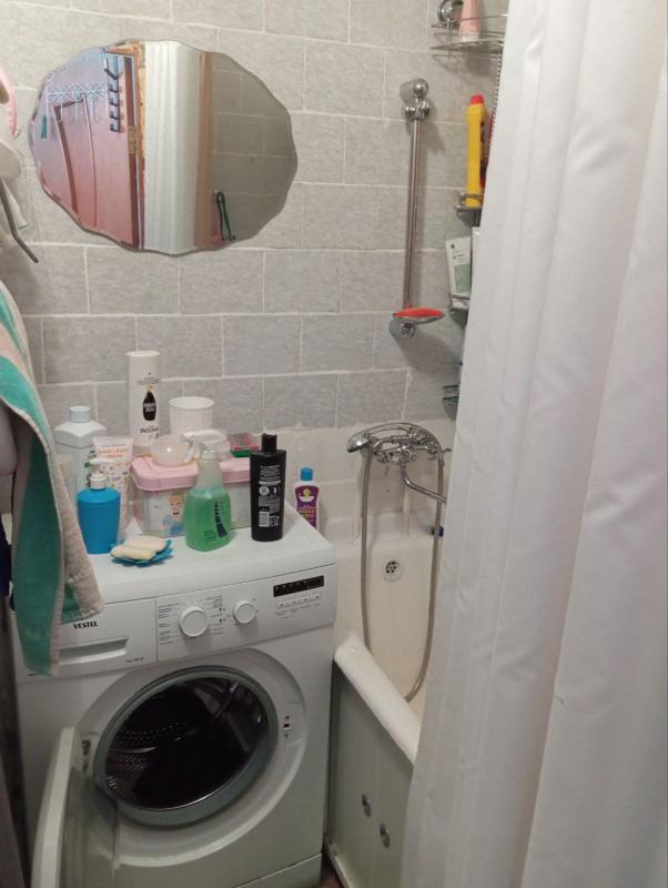 Продается уютная 2-комнатная квартира в тихом районе, идеально подходящая для семьи или пары. - Новотроицк