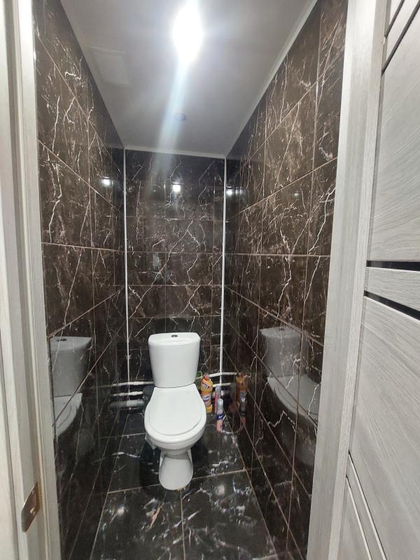 Продаётся уютная однокомнатная квартира площадью 33.1 квадратных метра на первом этаже девятиэтажног - Новотроицк