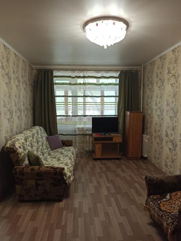 Продаётся  светлая и уютная однокомнатная квартира просто вьезжай и живи без вложений, г. - Новотроицк