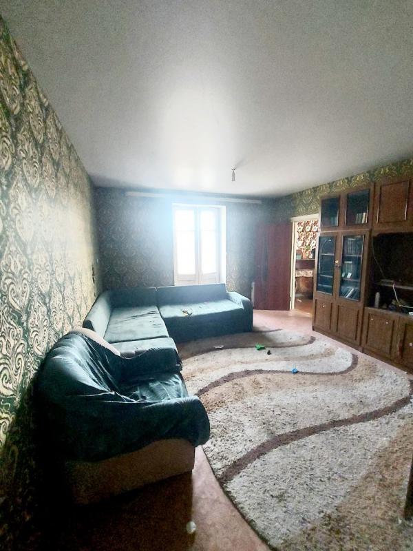 Продается 3-комнатная квартира по адресу: г. - Новотроицк