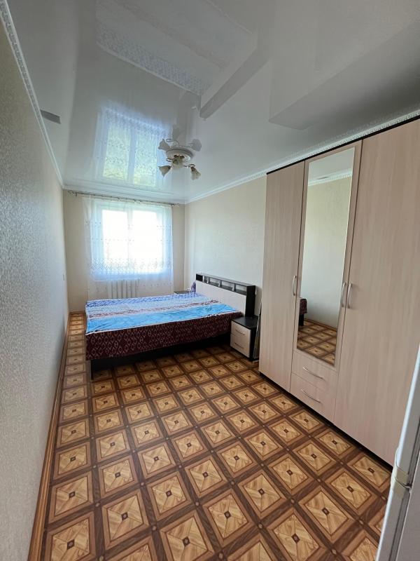 Сдается 2х комнатная квартира, имеется вся мебель и бытовая техника (стиральная машина, холодильник, - 