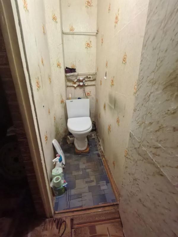 Продается 2х-комнатная квартира на Западном в панельной пятиэтажке на первом этаже. - Новотроицк