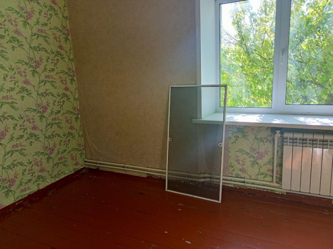 Продам 2-х комнатную квартиру в поселке Репино. - Гай