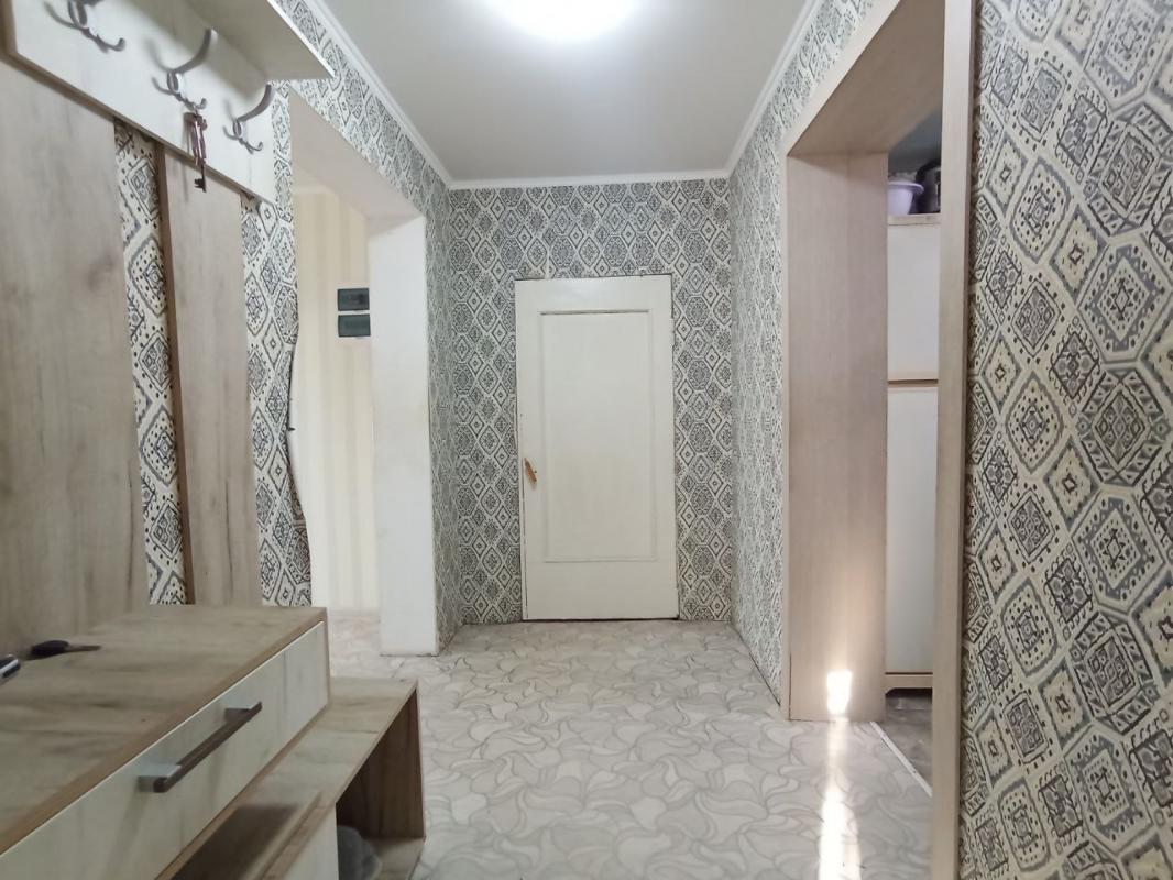 Продается дом с хорошим ремонтом по улице Луговая в г. - Новотроицк