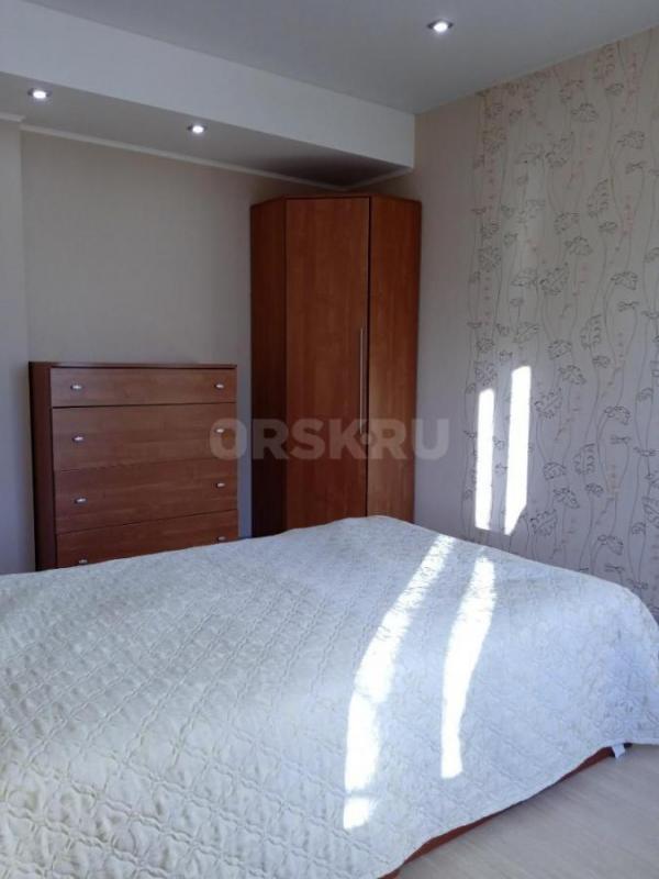 Шкаф угловой в отличном состоянии. - Орск