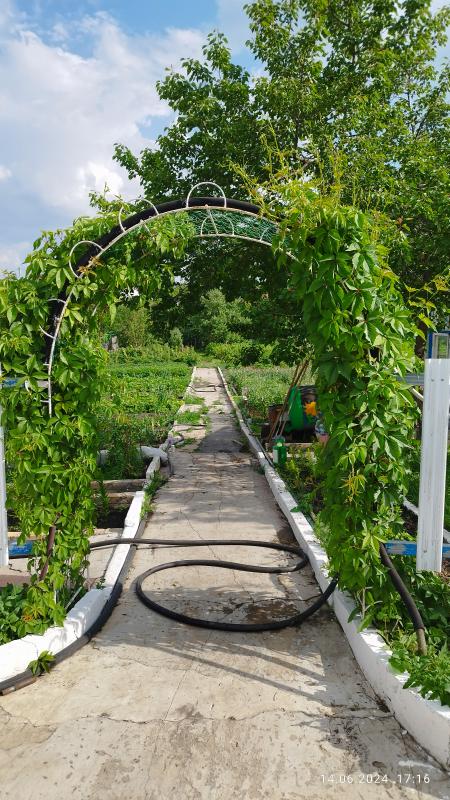 Дом в Аккермановке. 2 этажа. - 