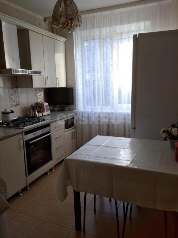 Продается светлая, просторная квартира. - Орск