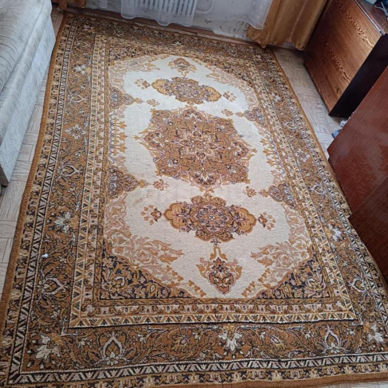 Ковры шерстяные. - Орск