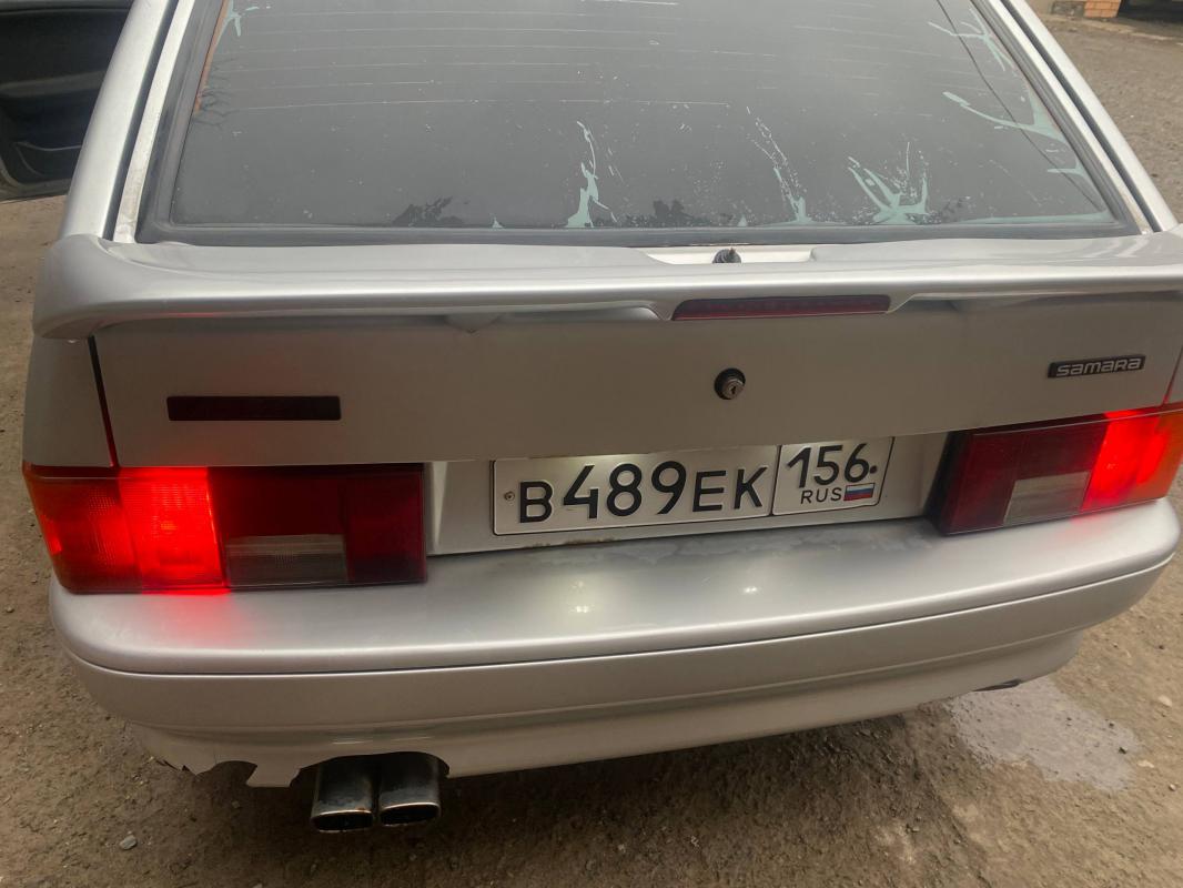 Машина на бодром ходу стоит прошивка евро-2 и спортивный раздвоенный выхлоп( не сильно громкий), нов - Орск