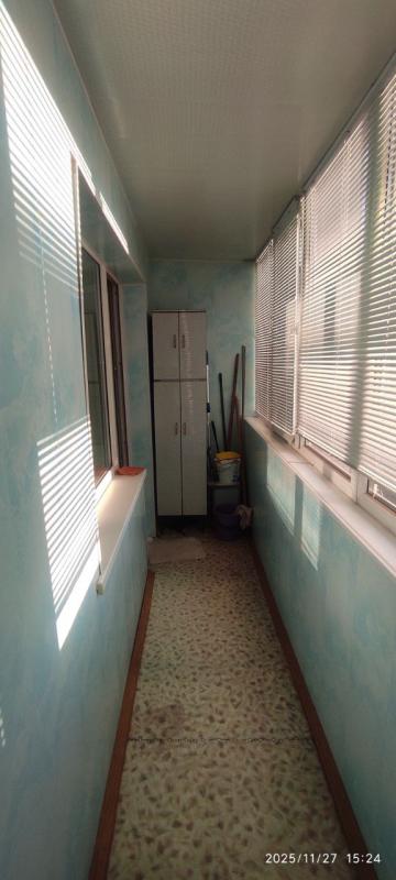 Продаётся уютная двухкомнатная квартира  на пятом этаже девятиэтажного панельного дома, расположенно - Новотроицк