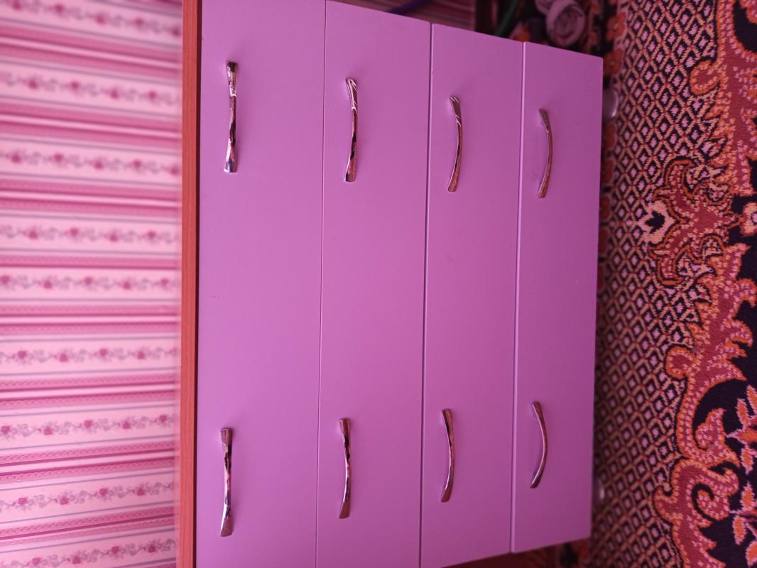 Продам мебель в детскую шкаф , комод, стол, кровать, полки, тумба , туалетный столик 7 предметов - 