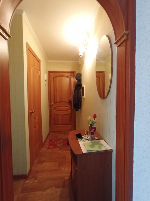 Продается 3-комнатная квартира  по адресу:  г. - Новотроицк