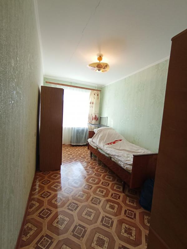 Продается 3-комнатная квартира  по адресу:  г. - Новотроицк