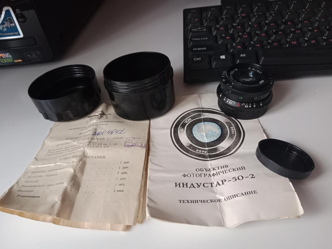 Фотоаппараты советские, б/у, 1 работает, 2 неработающие. - Новотроицк